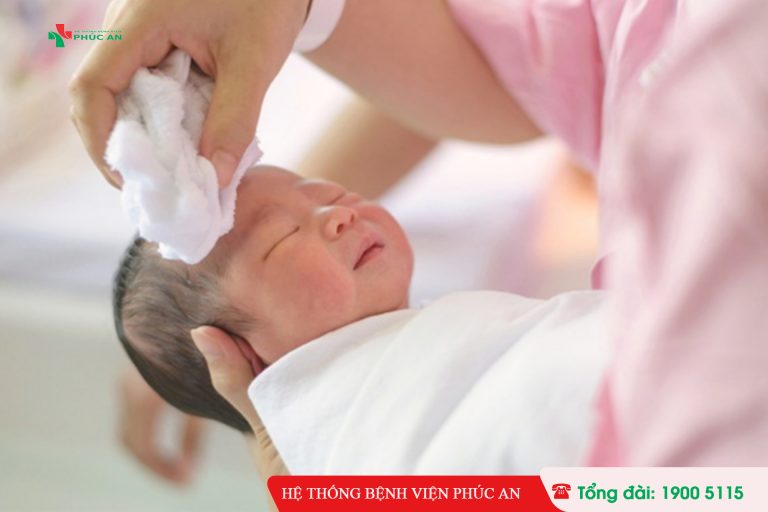 Tìm hiểu về viêm da cơ địa ở trẻ em