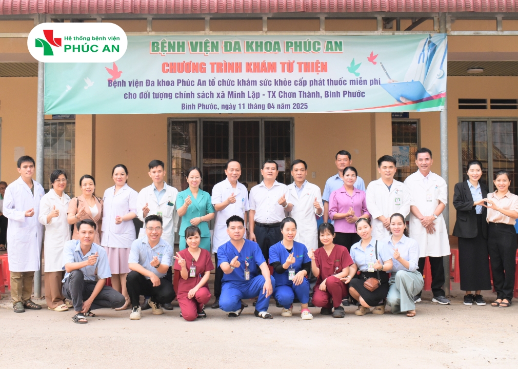 NHÂN SỰ KIỆN KỈ NIỆM 50 NĂM NGÀY THỐNG NHẤT ĐẤT NƯỚC – BVĐK PHÚC AN KHÁM BỆNH VÀ CẤP THUỐC MIỄN PHÍ CHO ĐỐI TƯỢNG CHÍNH SÁCH XÃ MINH LẬP